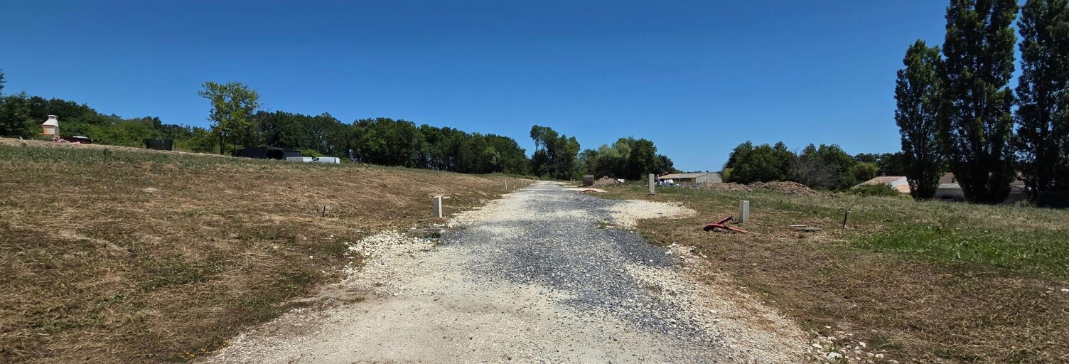 Terrain  586 m² à vendre à Boisredon (17150)
