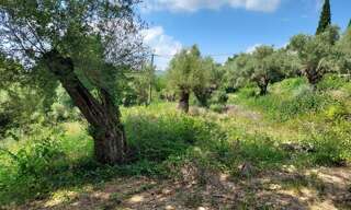 Terrain  2052 m² à vendre à Montauroux (83440)