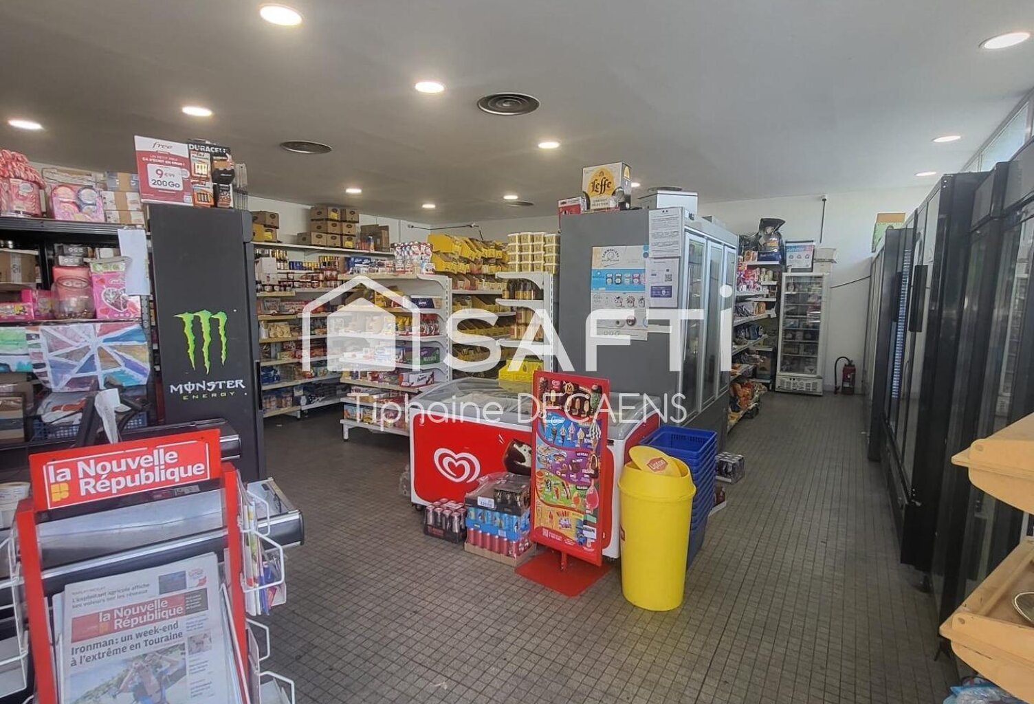 Commerce de proximité, avec parking, possible de faire un appartement attenant en cours de travaux a terminé — photo 1