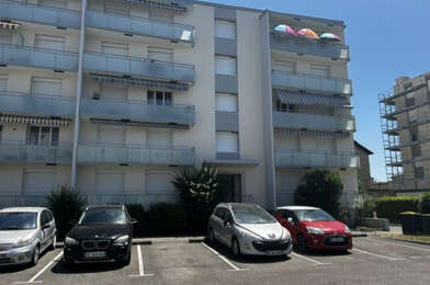 Appartement 4 pièces 750 €