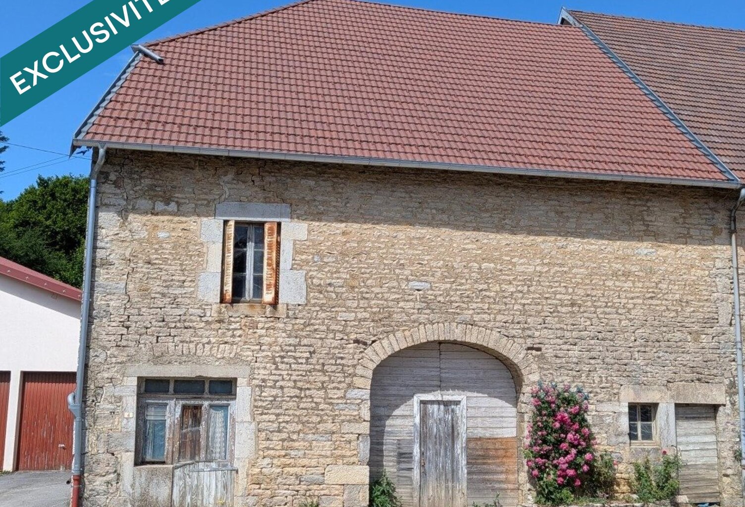 Maison en pierre à rénover avec terrain   Hauteur de SALINS LES BAINS (Jura) — photo 1
