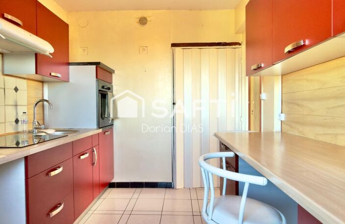 72 m² lumineux avec ascenseur  fort potentiel — photo 5