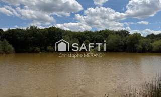 Terrain  112076 m² à vendre à Dangé-Saint-Romain (86220)