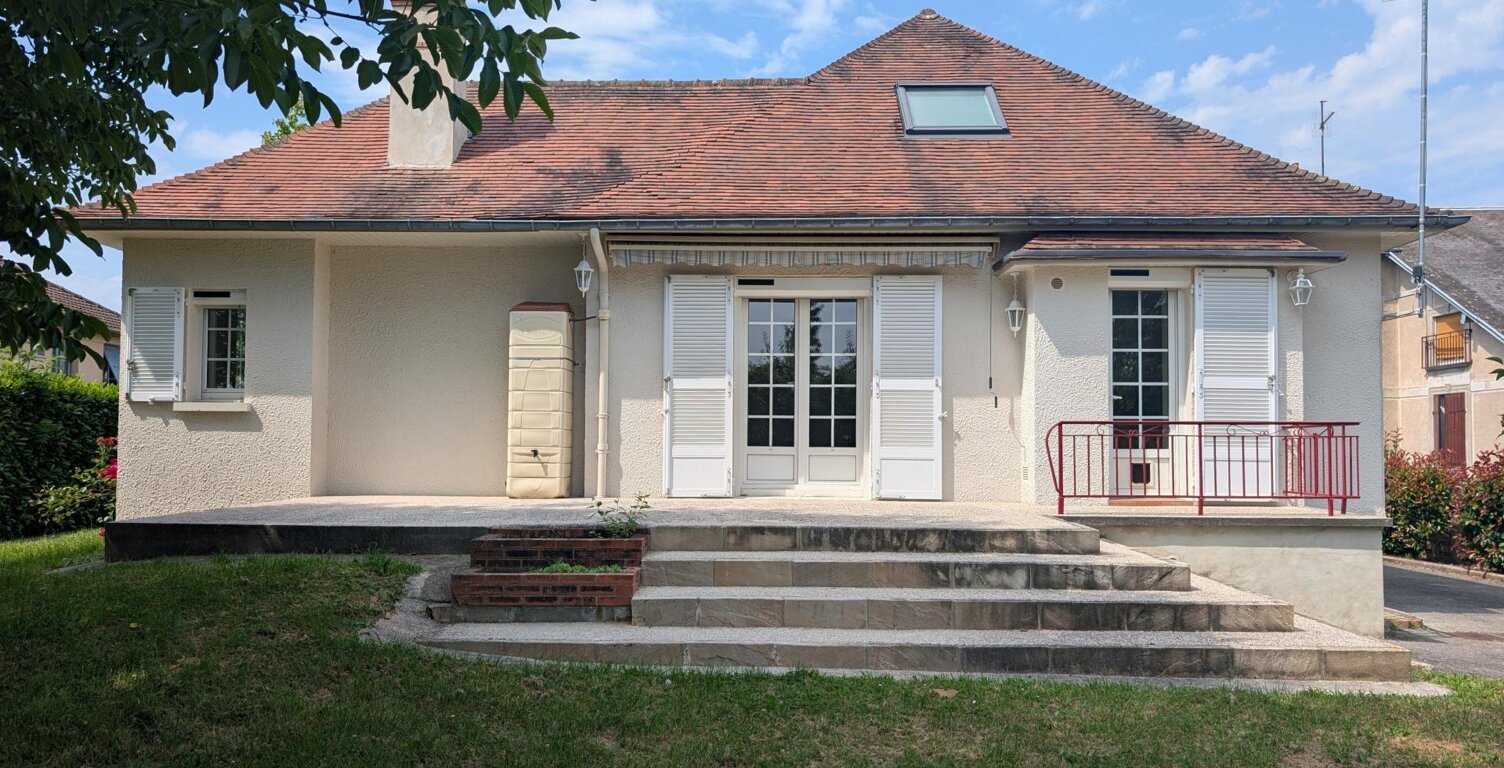 Maison familiale, studio indépendant et joli terrain — photo 1