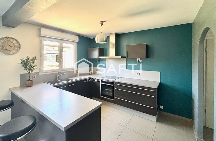 VILLA 2009 128m2, 7 parkings, piste pétanque & bar extérieur: VUE SUR LES CHAMPS ! — photo 2