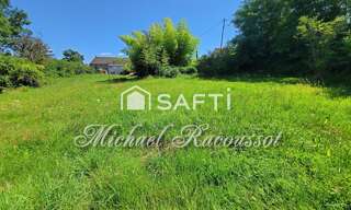 Terrain  2827 m² à vendre à Saint-Vallier (71230)