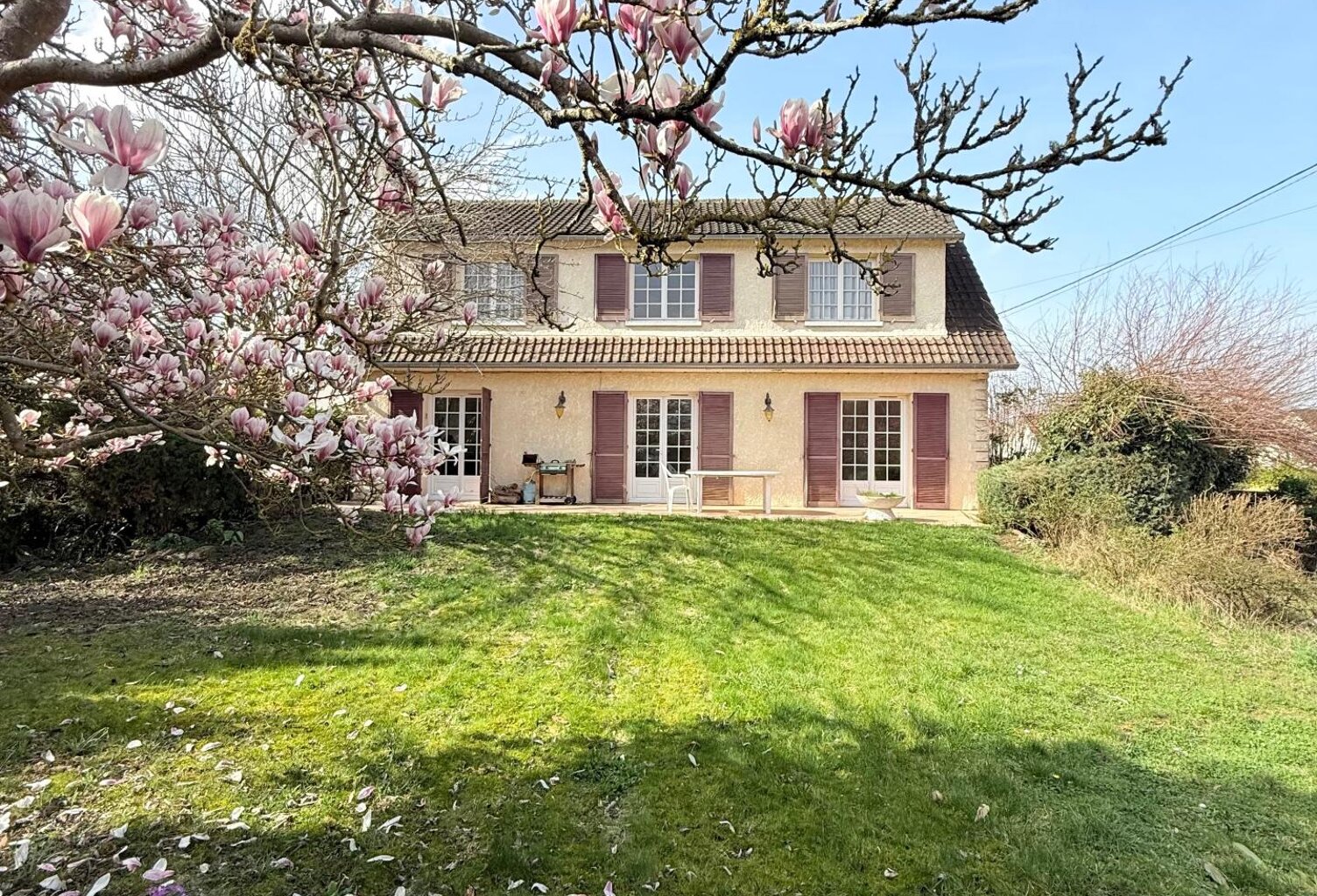 Maison de 130M2  édifiée sur un terrain  de 628M2 — photo 1