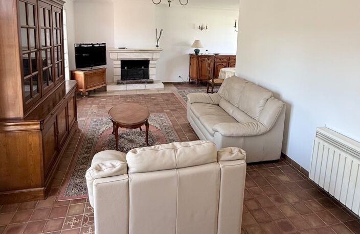Maison de 130M2  édifiée sur un terrain  de 628M2 — photo 5