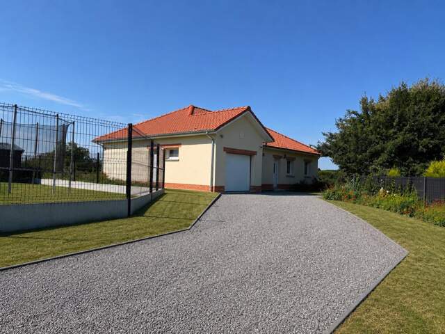 Maison de plain-pied de 2023 - Terrain de 768 m² — photo du bien