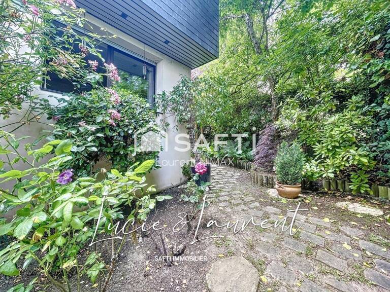 Proche du RER B - Maison d'architecte -240 m2 habitable — photo 1
