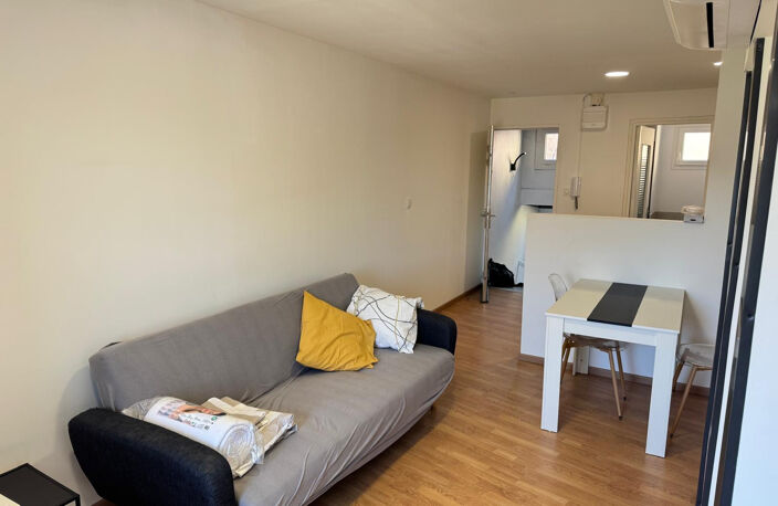 studio meublé refait à neuf — photo 4