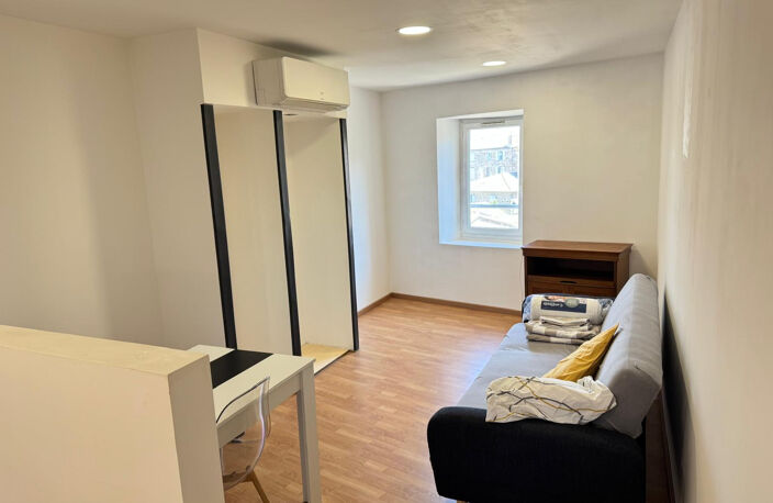 studio meublé refait à neuf — photo 5