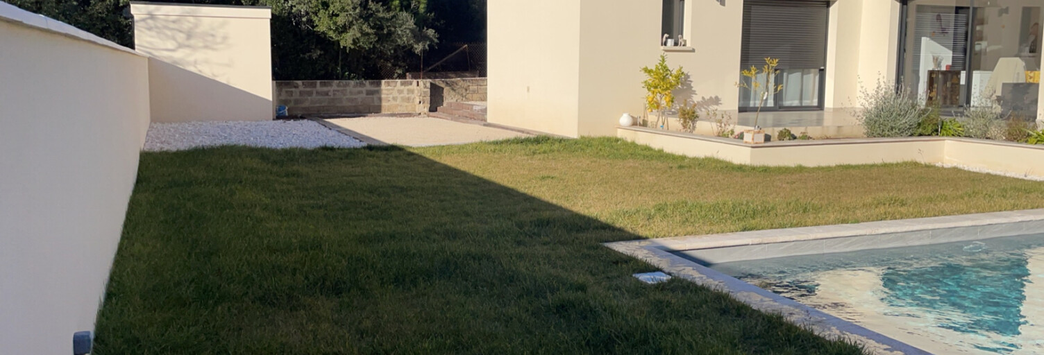 Maison 5 Pièces 135 m² à louer à Villeneuve-lès-Avignon (30400)
