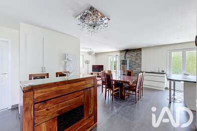 Maison 5 pièces 274900 €