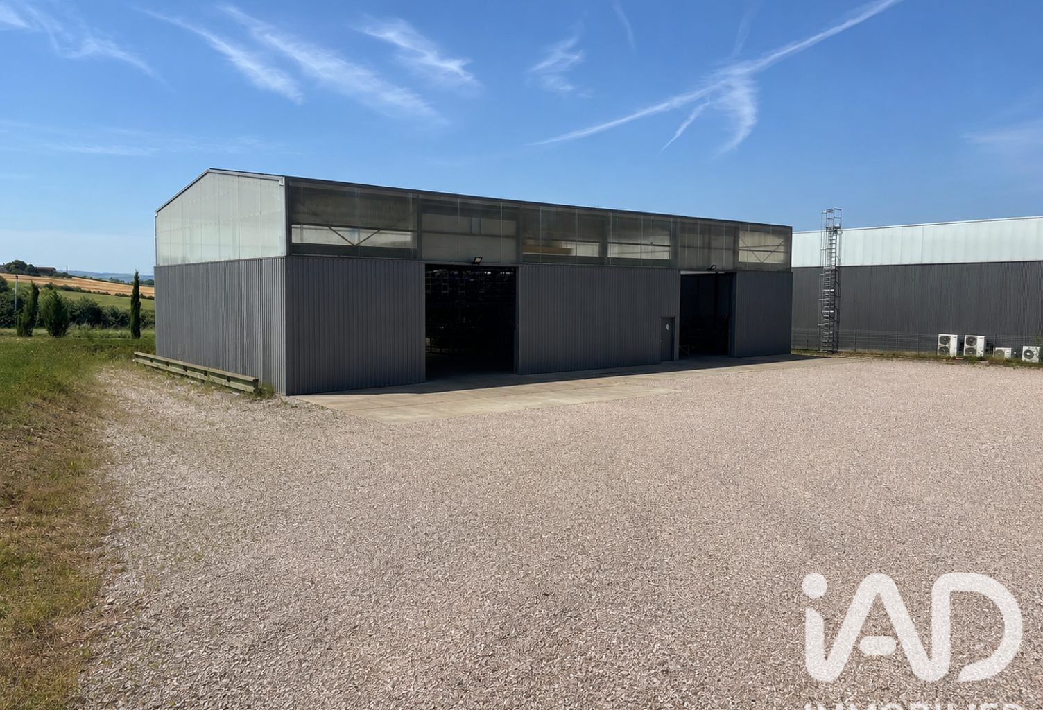 Vente Boutique/Local commercial 450 m&sup2; — photo 1
