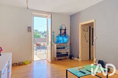 Immeuble  85000 €