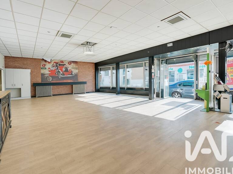 Vente Boutique/Local commercial 355 m&sup2; — photo 1