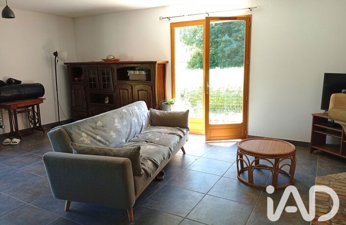 Vente Maison/villa 4 pièces — photo 2