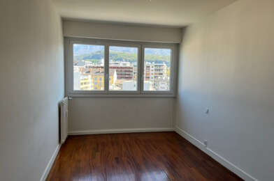 Appartement 3 pièces 1060 €