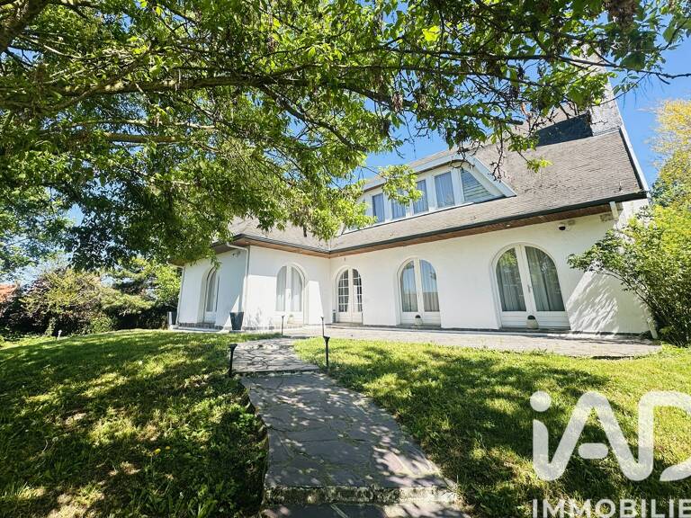 Vente Maison traditionnelle 9 pièces — photo 1