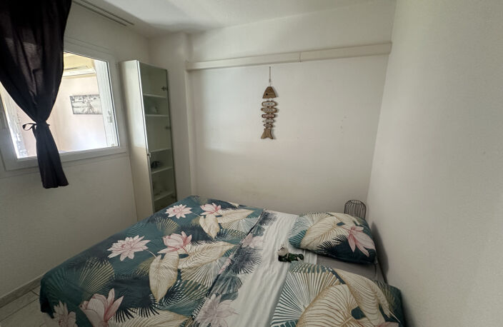 Appartement T2   cabine  SH 31 M2  loggia et  parking privé — photo 5