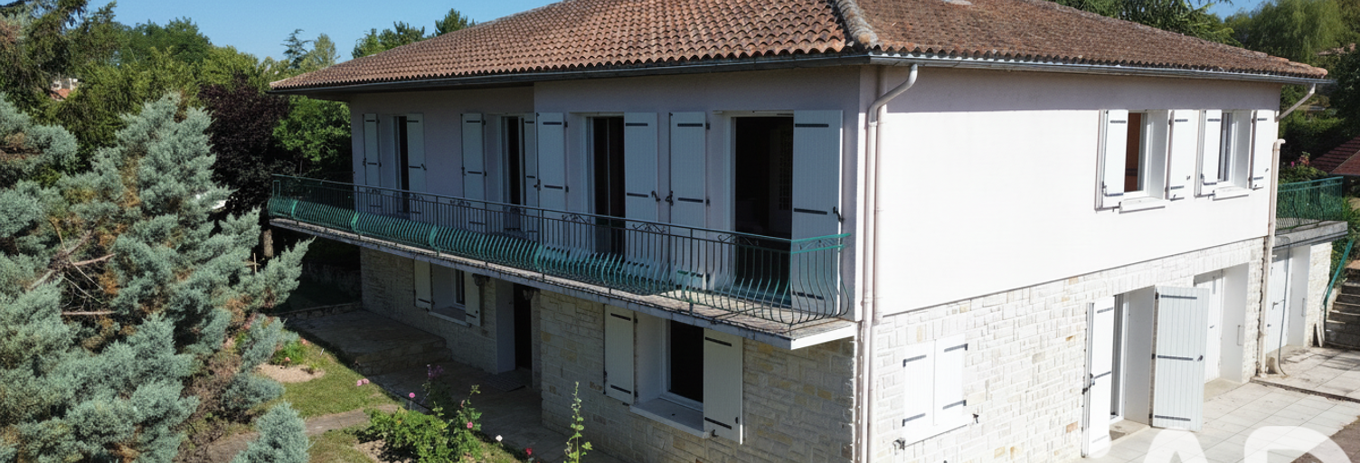 Maison 8 Pièces 241 m² à vendre à Mornac (16600)