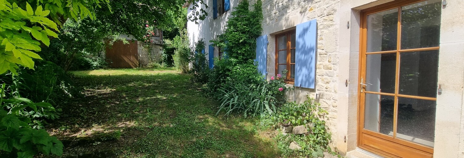 Maison 12 Pièces 253 m² à vendre à Marcillac-Lanville (16140)