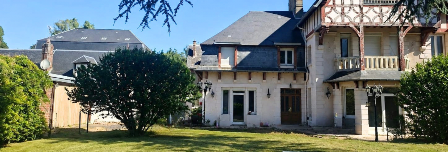 Maison 9 Pièces 327 m² à vendre à Étrépagny (27150)