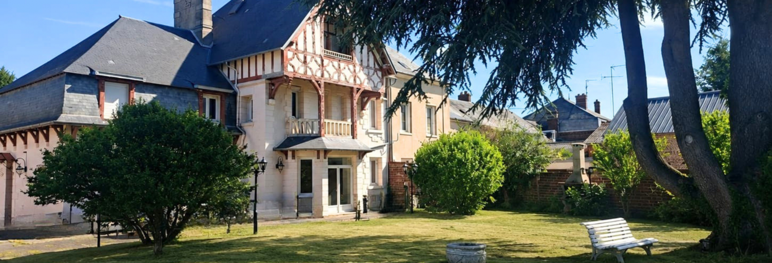 Maison 9 Pièces 327 m² à vendre à Étrépagny (27150)