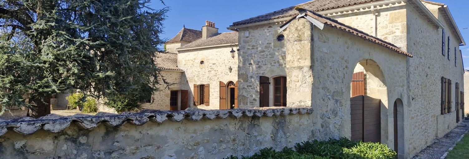 Maison 9 Pièces 297 m² à vendre à Gensac (33890)