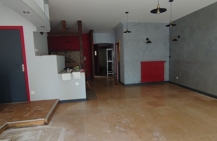 Vente Boutique/Local commercial 132 m&sup2; — photo 2