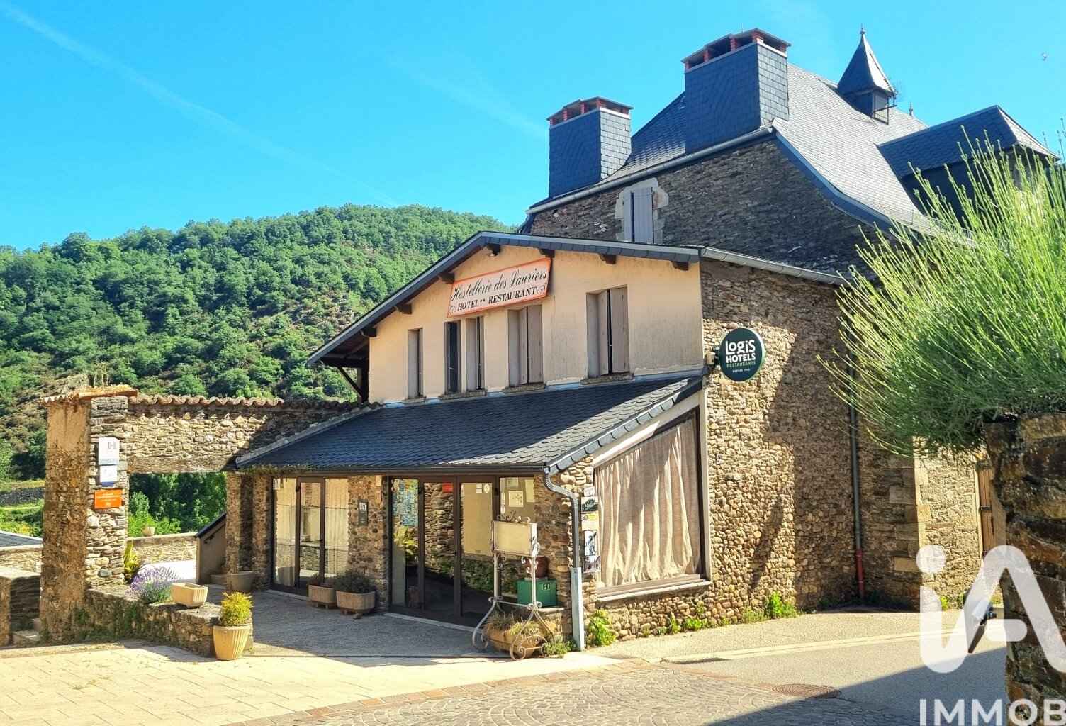 Vente Hôtel 600 m&sup2; — photo 1