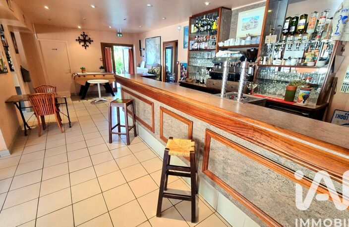 Vente Hôtel 600 m&sup2; — photo 4