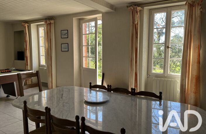 Vente Maison/villa 11 pièces — photo 2