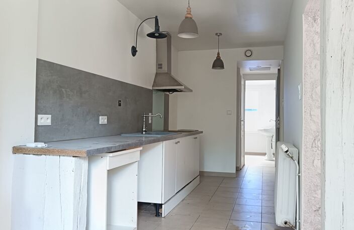Vente Maison/villa 5 pièces — photo 2