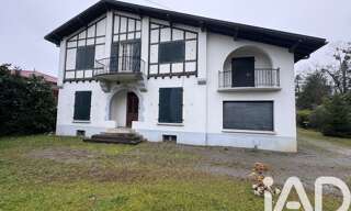 Maison 8 Pièces 270 m² à vendre à Cambo-les-Bains (64250)