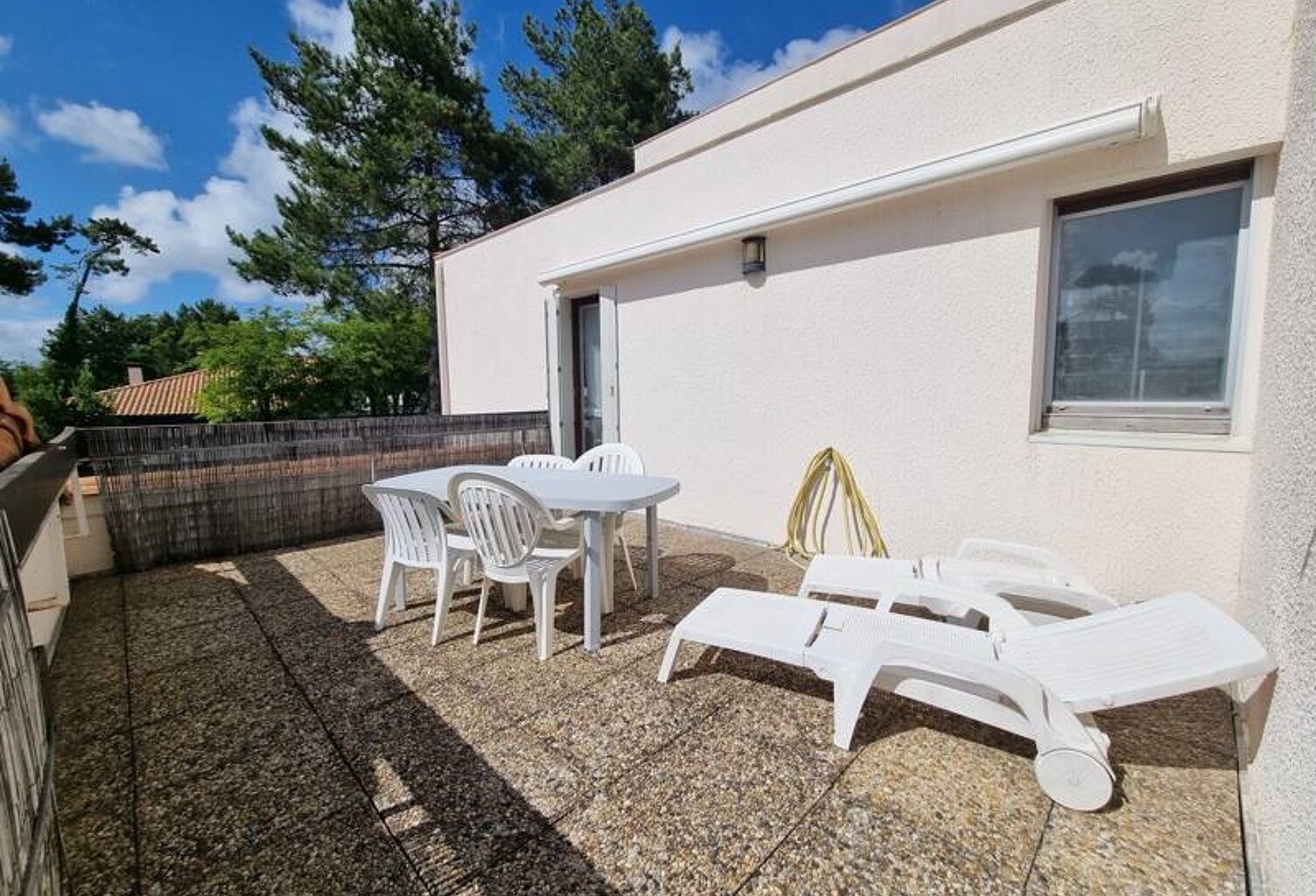Studio de 1 pièces principales — photo 1