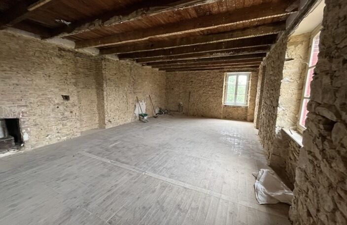 Maison en pierre de 4 pièces principales — photo 5