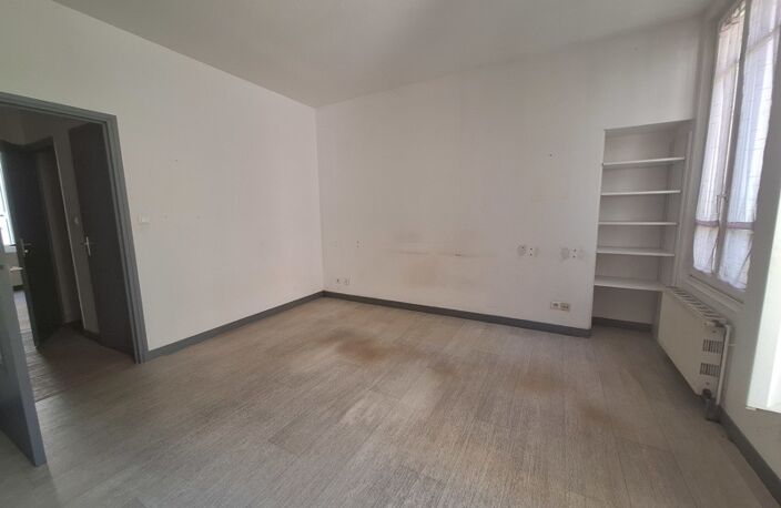 Vente appartement 3 pièces 57 m² Montluçon (03100) — photo 2