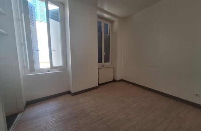 Vente appartement 3 pièces 57 m² Montluçon (03100) — photo 4