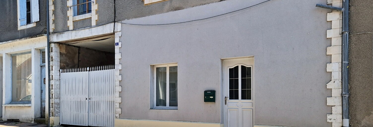 Maison 5 Pièces 105 m² à vendre à Lurcy-Lévis (03320)