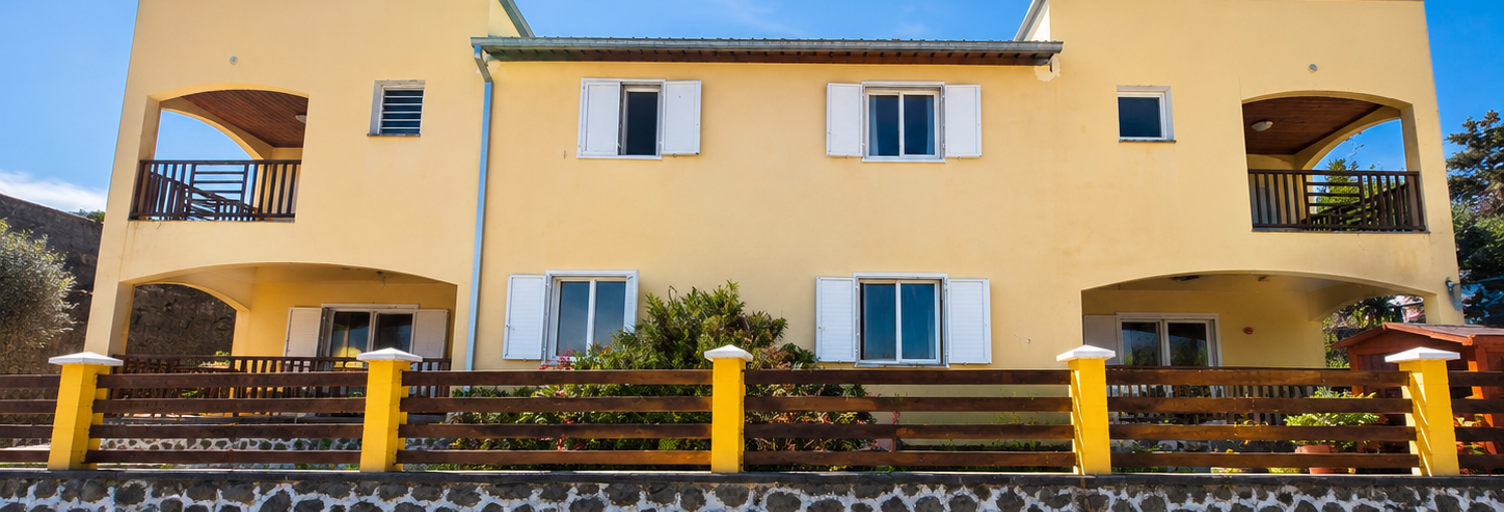 Maison 12 Pièces 190 m² à vendre à Les Trois-Bassins (97426)