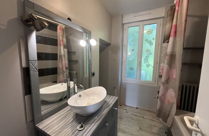 Maison en pierre de 4 pièces principales — photo 5