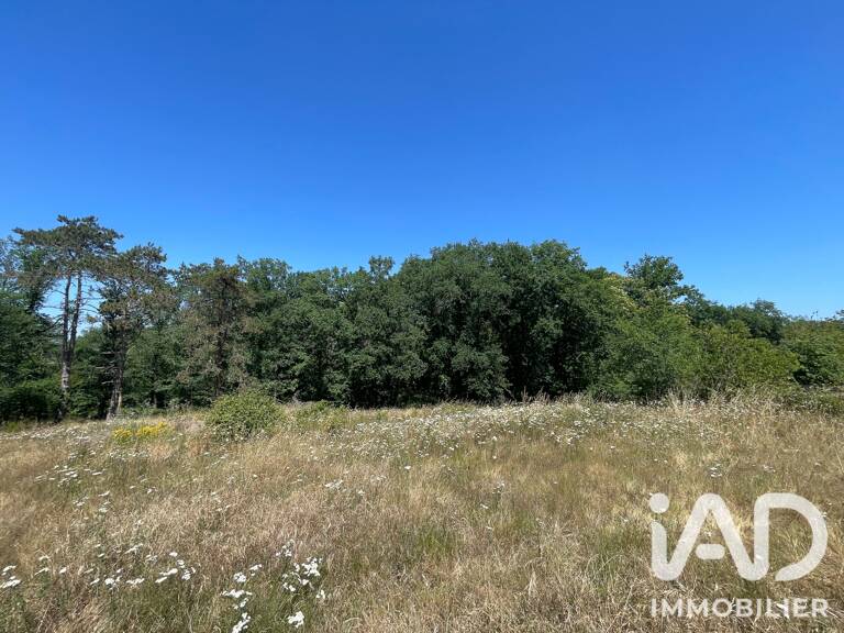 Vente Terrain à bâtir 14 378 m&sup2; — photo 1