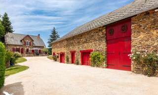 Maison 9 Pièces 282 m² à vendre à Saint-Jal (19700)