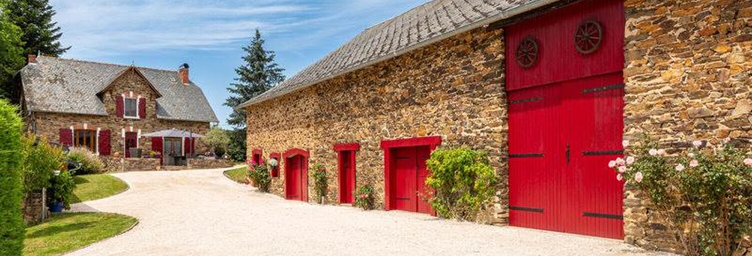 Maison 9 Pièces 282 m² à vendre à Saint-Jal (19700)