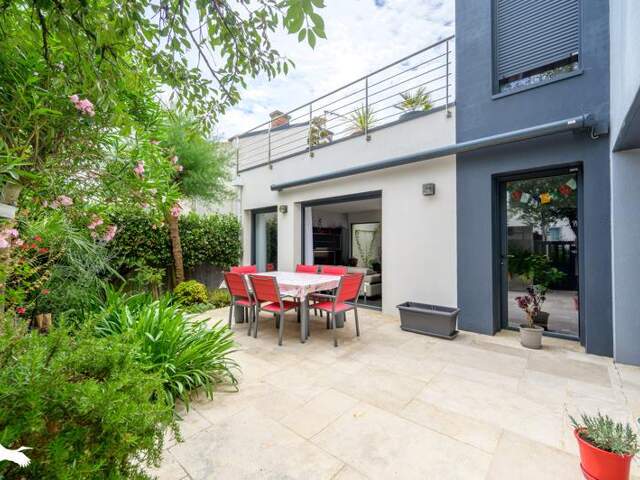 Contemporaine de 5 pièces principales — photo du bien