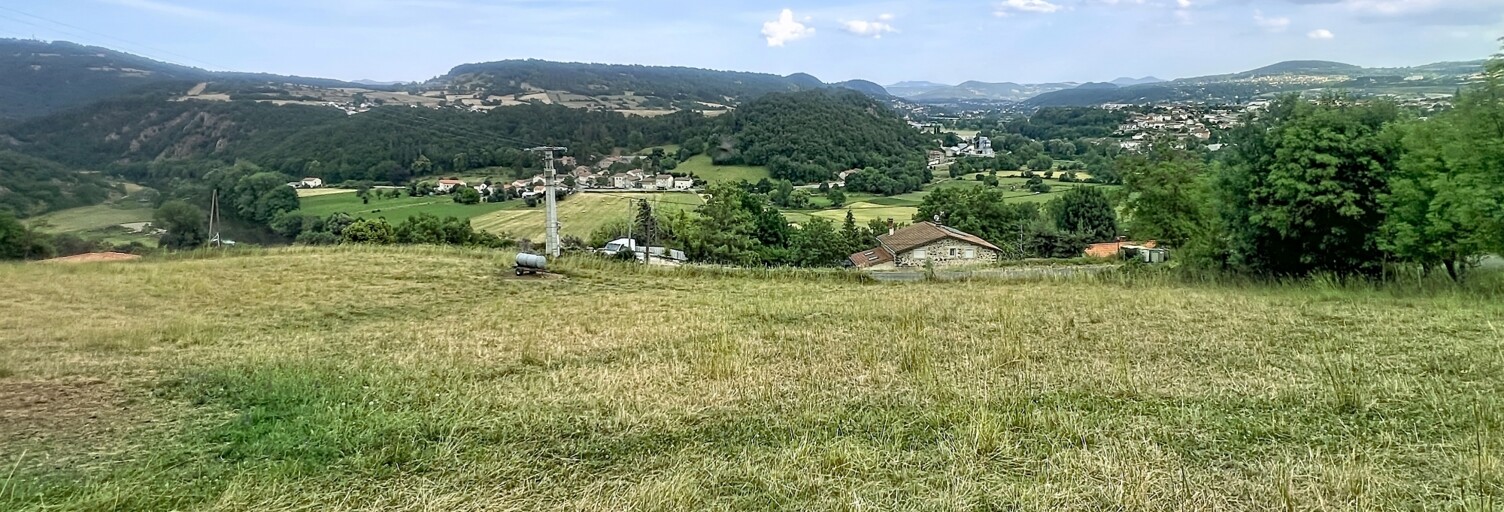 Terrain  2105 m² à vendre à Polignac (43000)