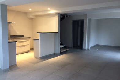 Appartement 4 pièces 700 €