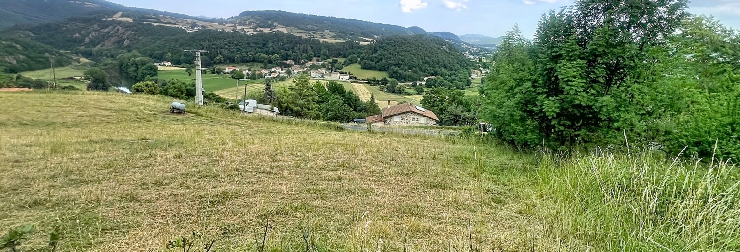 Terrain  1937 m² à vendre à Polignac (43000)